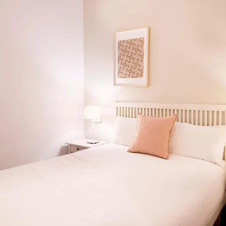 Casa Cosi - Sant Gervasi 3 *